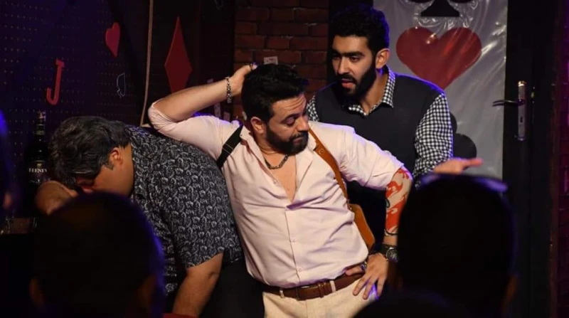 بحضور كامل العدد.. نجاح كبير لمسرحية كازينو شهدت مسرحية كازينو نجاحا كبيرا منذ عرضها لأول مرة قبل 8 أيام، حيث حققت إقبالا جماهيريا واسعا بحضور كامل