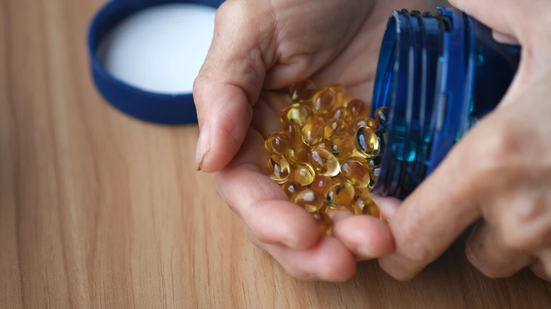 هل زيت السمك مفيد للتركيز؟ ويعالج الزهايمر؟ إعلانات هل زيت السمك مفيد للتركيز؟ ويعالج الزهايمر؟ سؤال تصدر محركات البحث خلال الفترة الأخيرة، ومن خلال