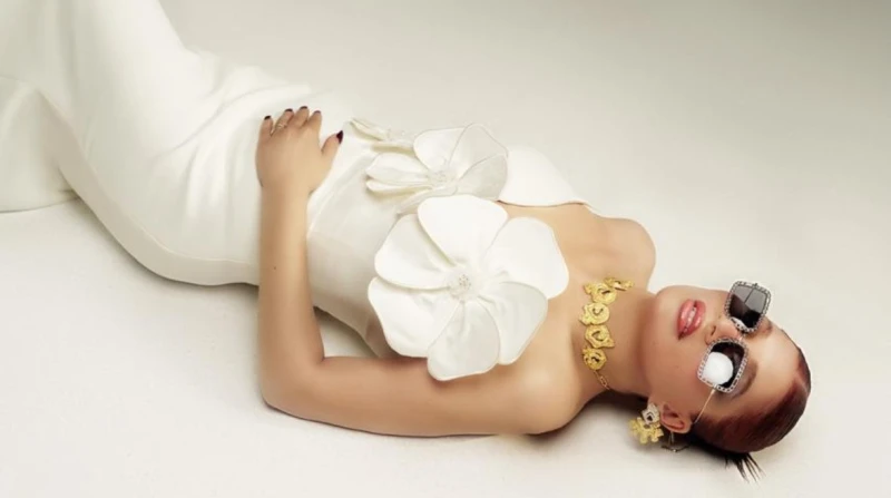 بعد نجاح مخصماك.. نوال عبد الشافي تطلق انت لأ طرحت المغنية نوال عبد الشافي، أجدد أعمالها انت لأ، على طريقة فيديو ليريكال، عبر قناتها الرسمية على