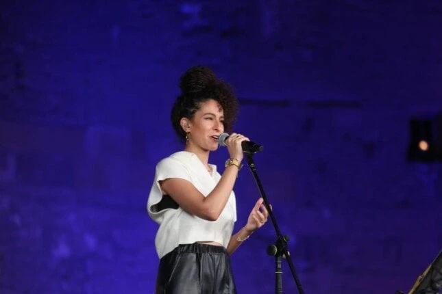 بعد سفاح الجيزة.. سمر طارق تخطف أنظار جمهور مهرجان القلعة بمشاركتها الأولي.. (صور) سمر طارق تبهر الجمهور في مهرجان القلعةأحمد حمدى - تصوير - تامر