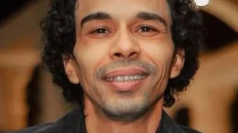 برغم القانون.. أحمد يونس يسعى لطرد إيمان العاصي من شقتها يشارك الفنان الصاعد أحمد يونس، في عمل فني جديد من بطولة الفنانة إيمان العاصي. وقال أحمد يونس