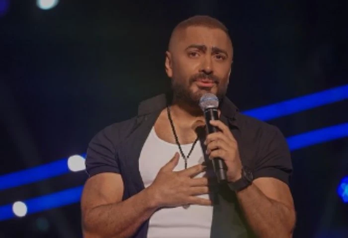 أول رد فعل من تامر حسني بعد تغيير أغنيته إلى حلو الرياض تجاهل الفنان تامر حسني، انتقادات افاق عربية، بعد حفله في مدينة الرياض السبت الماضي، وتغيير