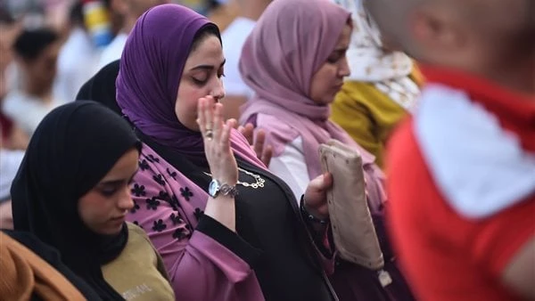 تربية البنات.. كيف كانت في الجاهلية ومكانتها في الإسلامكشف مجمع البحوث الإسلامية، عن فضل تربية البنات في الإسلام وثواب من رزقه الله بأكثر من بنت