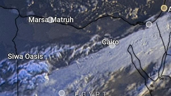 تغير مفاجئ في حالة الطقس 3 ظواهر جوية تضرب البلاد بعد سيول أسوان كشفت الهيئة العامة ل الأرصاد الجوية عن حالة الطقس المتوقعة على كافة الأنحاء، خاصة