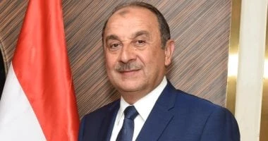 اقتصاد وبورصة: وزارة قطاع الأعمال تبدأ خطة تجديد دماء الشركات القابضة والتابعة شاهد المقال التالي من صحافة مصر عن وزارة قطاع الأعمال تبدأ خطة تجديد