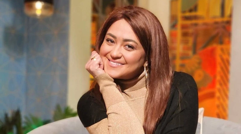 مروة عبدالمنعم تعاتب تامر حسني: زعلانة منك عبرت الفنانة مروة عبدالمنعم، عن رغبتها بالعمل مجددا مع الفنان تامر حسني مؤكدا أن عدم تعاونهما ليس بسبب أي