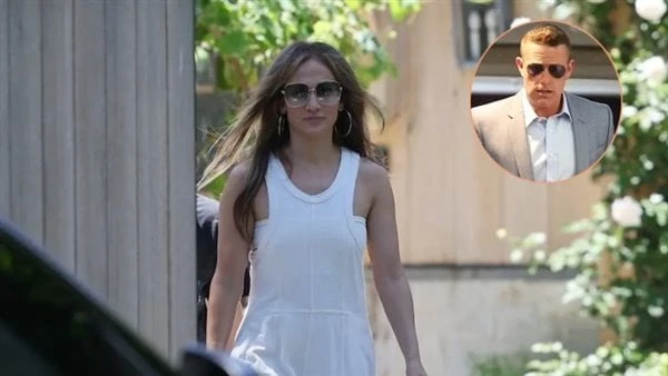 استمرت 5 ساعات.. تفاصيل زيارة جينيفر لوبيز لمنزل بن أفليك قبل الانفصال فاجأت النجمة جينيفر لوبيز الجميع بزيارة لمنزل زوجها بن أفليك لأول مرة منذ فترة