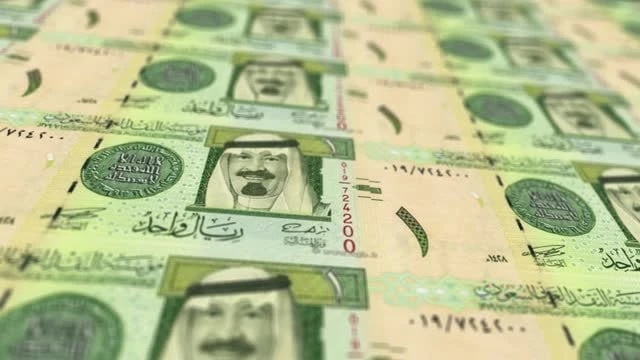 سعر الريال السعودي اليوم أمام الجنيه المصري.. هل تأثر بارتفاع الدولار؟الريال السعودي.. ارتفع سعر الريال السعودي اليوم الاثنين 5 أغسطس 2024، متأثرا