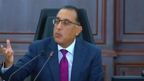 هل العقار لا يزال الملاذ الآمن لحفظ الأموال؟.. رئيس الوزراء يجيبقال الدكتور مصطفى مدبولي، رئيس الوزراء، فيما يتعلق بالتساؤل حول قطاع العقارات وإمكانية التعرض لفقاعة عقارية تؤثر على