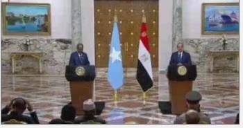 الرئيس السيسي يؤكد على احترام سيادة الصومال والحفاظ على استقلالهأكد الرئيس عبد الفتاح السيسي على احترام مصر لسيادة الصومال ودعم الحفاظ على استقلاله.وأضاف الرئيس السيسي خلال مؤتمر ص