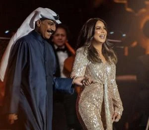 فنون: نوال الكويتية تطلب الدعاء لعبدالله رويشد وأحلام تتألق شاهد المقال التالي من صحافة الأردن عن نوال الكويتية تطلب الدعاء لعبدالله رويشد وأحلام