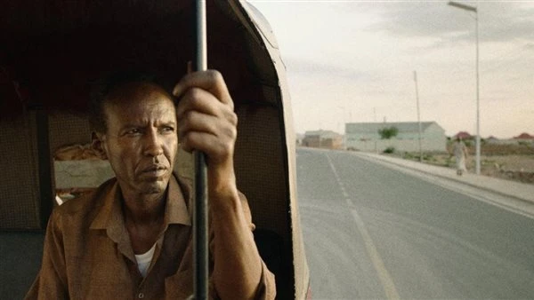 الفيلم الصومالي قرية قرب الجنة في مهرجان تورونتو السينمائي الدولي تعرف على التالي الفيلم الصومالي قرية قرب الجنة في مهرجان تورونتو السينمائي الدولي،