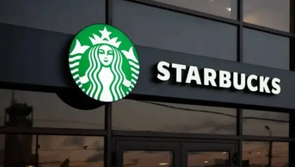 ستاربكس تستبدل رئيسها التفيذي لهذا السبب أعلنت شركة ستاربكس استبدال الرئيس التنفيذي لاكشمان ناراسيمهان بالرئيس التنفيذي لشركة تشيبوتلي، براين نيكول،