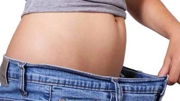 لن تصدق.. كوب من الكركديه يوميا يخلصك من الوزن الزائدشرب شاي الكركديه كل يوم يمكن أن يساعد في إنقاص الوزن بشكل طبيعي، يحتوي هذا النبات على الأنثوسيانين والمركبات الفينولية والفلافو