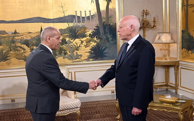 السيرة الذاتية لوزير البيئة الجديد بتونس بعد توليه منصبه وأبرز إنجازاته السابقة لخدمة الدولةالسيرة الذاتية لوزير البيئة الجديد بتونس تهم المواطنين الآن معرفتها بعد أن تولى هذا الوز