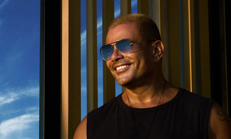 مبلغ خيالي... نفاد تذاكر حفل عمرو دياب في العلمين افاق عربية - بمجرد طرح الدفعة الثالثة من تذاكر حفل الفنان عمرو دياب، المقرر أن يحييه مساء اليوم