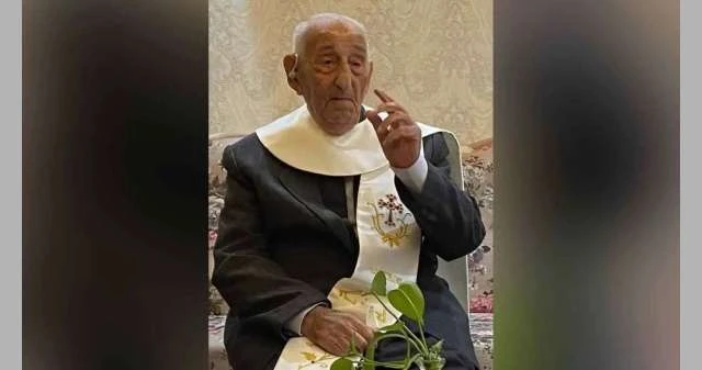 وفاة المؤرخ العراقي البارز بهنام سليم حبابة لايف ستايل شاهد المقال التالي من صحافة البحرين عن وفاة المؤرخ العراقي البارز بهنام سليم حبابة، نعى وزير