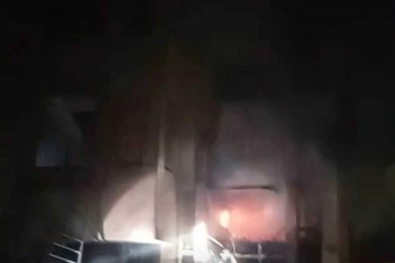 أول بيان رسمي بشأن حريق مطرانية بني سويف تابع الدكتور محمد هاني غنيم، محافظ بني سويف، جهود و إجراءت السيطرة على حريق بالدور الأرضى بمبنى خدمات تابع