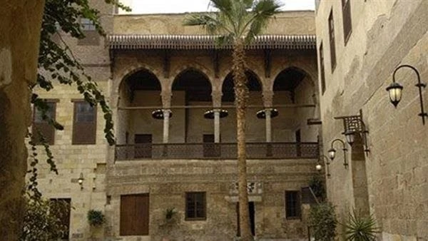 قصر الأمير طاز ينظم حفل كورال .. الخميسينظم قصر الأمير طاز التابع لقطاع صندوق التنمية الثقافية برئاسة الدكتور وليد قانوش، حفلا جديدا لكورال القصر يوم