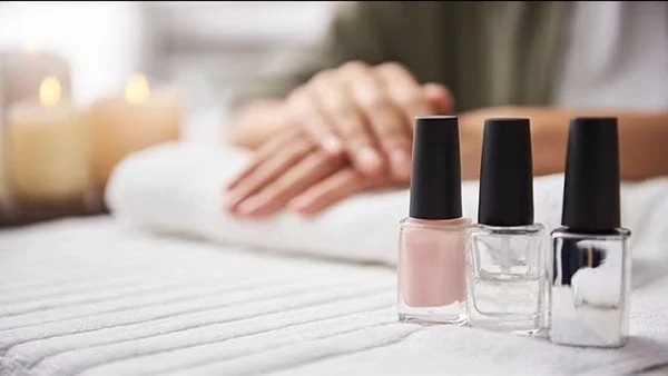 حكم الشرع في عمليات التجميل باستخدام السيليكون.. اعرف ماذا يقول؟علقت دار الإفتاء المصرية، على عمليات التجميل منوهة أنها تعني بالتدخل الجراحي لتجميل