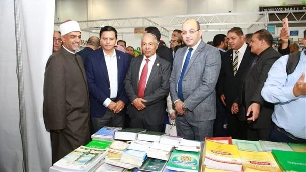 القاهرة للمؤتمرات يستضيف معرض العاصمة للكتاب في نسخته الأولىافتتح معرض العاصمة للكتاب فى نسخته الأولي بمركز القاهرة الدولي للمؤتمرات بمدينة نصر فى