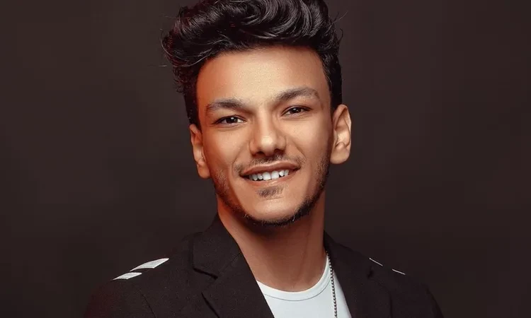 حبيبي - بعد تصدره الترند ب روقان.. حودة بندق يطرح أحدث أغانيه تعرف على التالي حبيبي - بعد تصدره الترند ب روقان.. حودة بندق يطرح أحدث أغانيه ، طرح