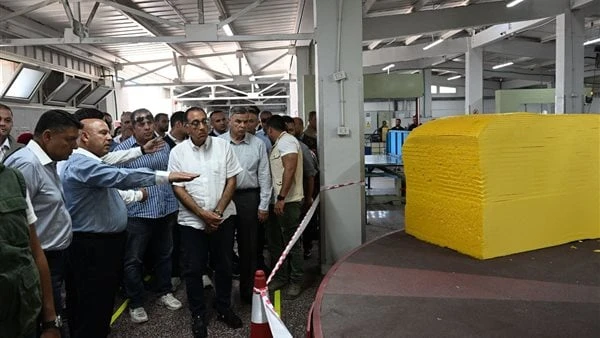رئيس الوزراء يتفقد مصنع اسفنج وبلاستيك بمجمع مرغم 1 للصناعات البلاستيكيةتوجه الدكتور مصطفى مدبولي، رئيس مجلس الوزراء، ومرافقوه إلى مجمع مرغم 1