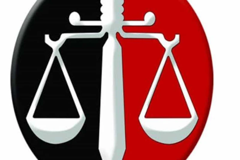 نقيب المحامين يقرر صرف معاش الدفعة الواحدة ومصروفات الجنازة لضحية الإهمال بأحد مراكز الأشعة أصدر نقيب المحامين، عبدالحليم علام، قرارا بصرف معاش الدفعة الواحدة ومصروفات الجنازة، لأس