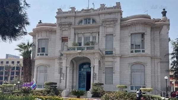 قطاع التعليم والطلاب بجامعة عين شمس يعلن تشكيل فريق قادرون باختلاف للغناء والموسيقى أعلن قطاع التعليم والطلاب بجامعة عين شمس عن تشكيل فريق قادرون