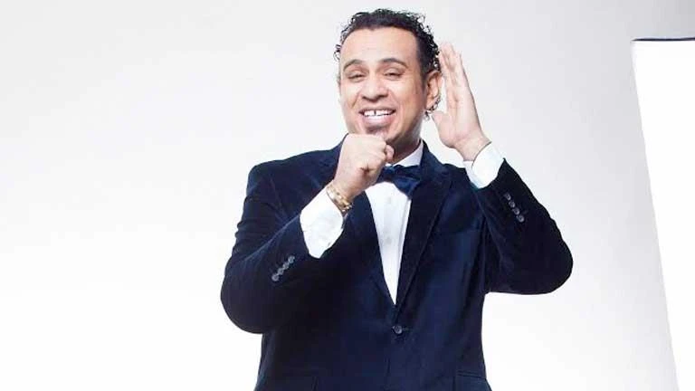 فنون: كلمتني وحش.. محمود الليثي يروي قصة أول لقاء جمعه بزوجته اقرأ في أفاق عربية كلمتني وحش محمود الليثي يروي قصة أول لقاء جمعه بزوجته، 12 36 ص