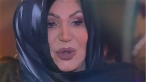 مذيع يحرج نجوي فؤاد : يكفيكي كام فى الشهر وتلتزمي بالحجاب حلت الفنانة نجوى فؤاد ضيفة على أحد برنامج مع نزتر الفارس ، حيث تم تسجيل الحلقة خلال الأيام الماضية ومن المقرر عرضها خلال ا