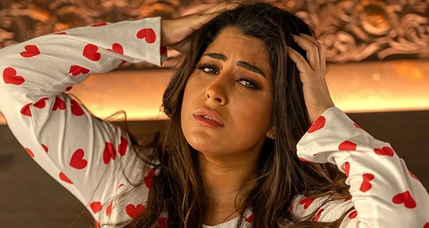 هجوم على آيتن عامر بسبب أغنيتها الجديدة.. وهكذا ردت تعرف على التالي هجوم على آيتن عامر بسبب أغنيتها الجديدة.. وهكذا ردت، متابعة بتجرد فوجئت الفنانة آيتن عامر بتعرضها لحملة هجوم وان