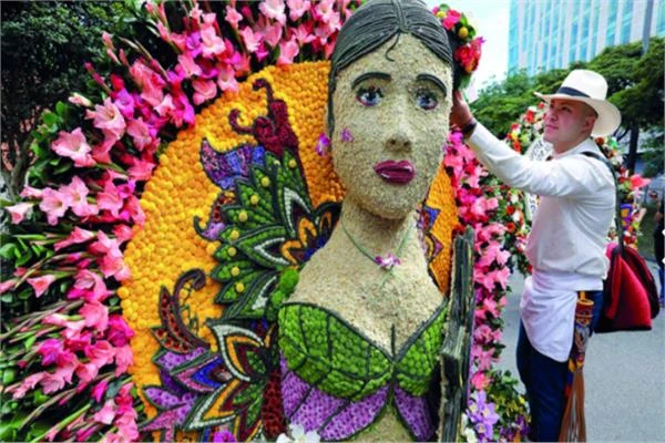 مدينة ميديلين.. من عاصمة العصابات لملتقى الإبداع الفني متفرقات شاهد المقال التالي من صحافة مصر عن مدينة ميديلين من عاصمة العصابات لملتقى الإبداع الفني، مدينة ميديلين من عاصمة العصا