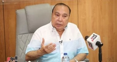 فن: مجدى صابر: أول كتاب أقرأه كان 200 يوم حول العالم لأنيس منصور اقرأ في أفاق عربية مجدى صابر أول كتاب أقرأه كان 200 يوم حول العالم لأنيس منصور، قال