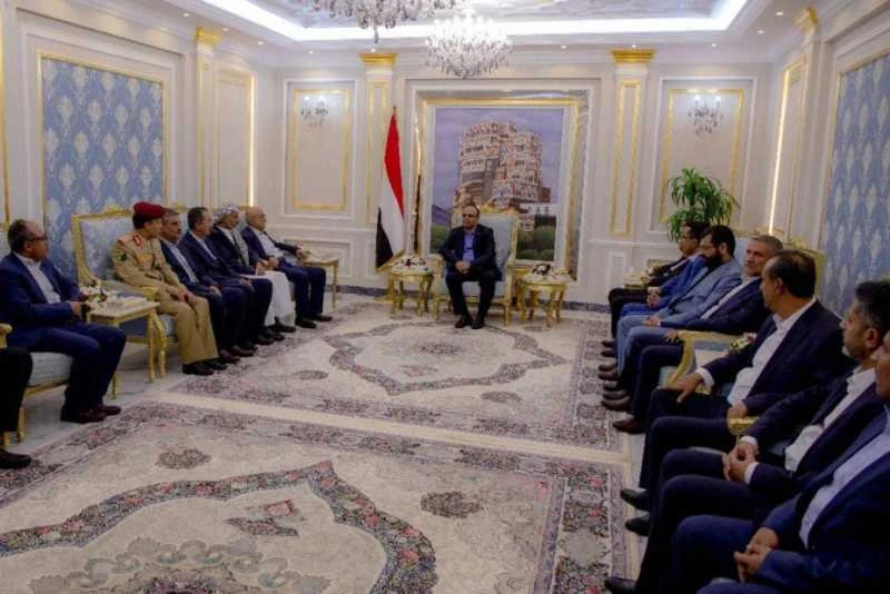 الكشف عن سبب إزاحة مؤتمر صنعاء من الحكومة الجديدة.. وما هو الشرط الذي وضعه المؤتمر ورفضه عبدالملك الحوثي _أخبار المشهد اليمني أخبار المشهد اليمني، الكشف عن سبب إزاحة مؤتمر صنعاء من