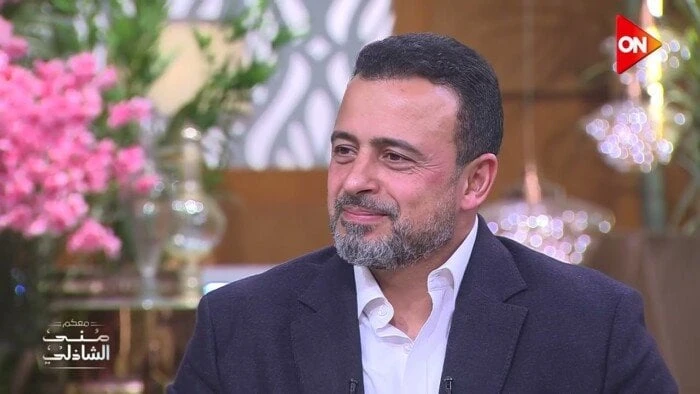 وفاة والدة الداعية الإسلامي مصطفى حسني.. موعد ومكان الجنازةوفاة والدة الداعية مصطفى حسني.. أعلن المنشد مصطفى عاطف، وفاة الحاجة تفيدة عبد الجواد، والدة الداعية الإسلامي مصطفى حسني،