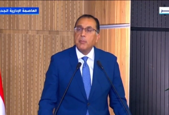 رئيس الوزراء: نستهدف صناعة 100 مليون جهاز محمول سنويا قال الدكتور مصطفى مدبولي رئيس مجلس الوزراء، نعمل على تحسين جودة السلع وفتح أسواق جديدة للتصدير،