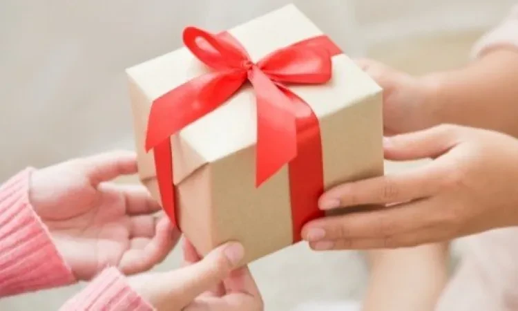 قبل نتيجة الثانوية العامة.. أفكار هدايا مميزة وغير مكلفة للطلاب الناجحين منوعات شاهد المقال التالي من صحافة مصر عن قبل نتيجة الثانوية العامة أفكار