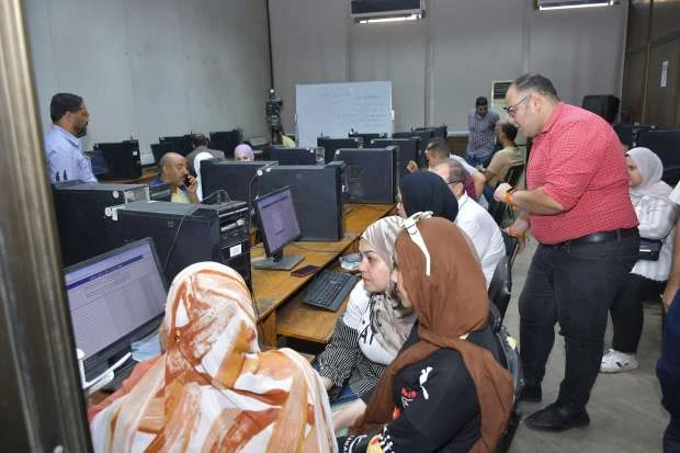 كشفت وزارة التعليم العالي والبحث العلمي، شروط تقليل الاغتراب 2024 وذلك للتحويل من الكليات والمعاهد، ويكون ذلك من خلال رابط رسمي للتقديم لجميع الطلاب