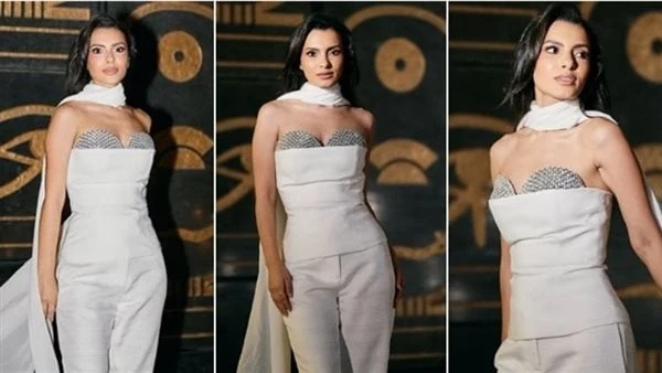 فضي لامع.. كارمن سليمان تستعرض جمالها بفستان لافتشاركت المطربة كارمن سليمان، متابعيها صورا جديدة لها عبر حسابها الشخصي على موقع تبادل الصور