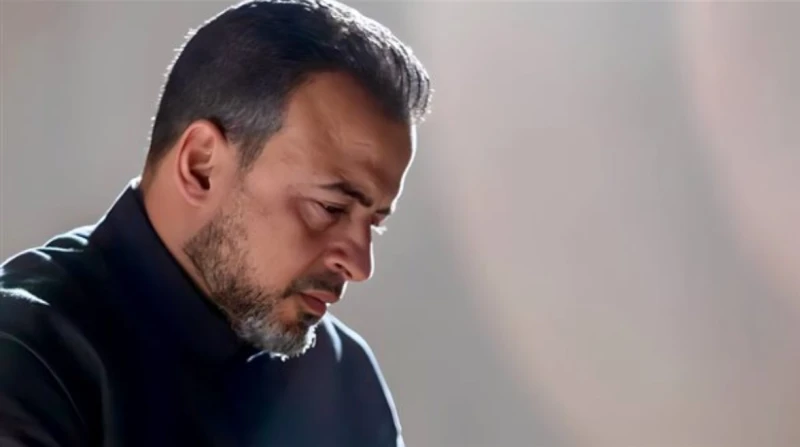 مصطفى حسني ينعى والدته: جزاك الله خيرا عني وعن إخوتي نعى الداعية مصطفى حسني والدته، التي وافتها المنية مساء أمس، بكلمات مؤثرة عبر صفحته على