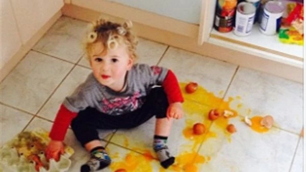 كيف تمنعين طفلك من التكسير وإتلاف البيت.. استشارى يجيبتعديل سلوك الطفل هو عملية تدريجية تتطلب منك الصبر والثبات، ركز على تعزيز السلوكيات الإيجابية