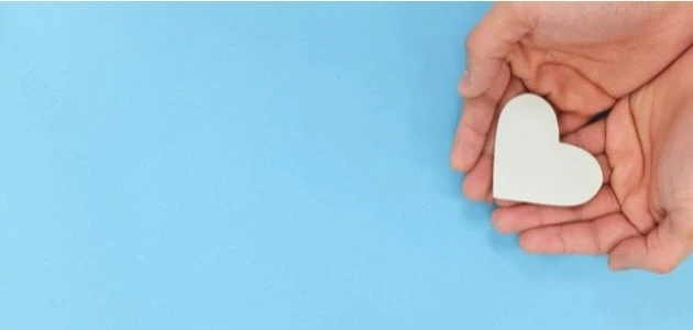 خواطر من القلب 40 اجمل ما قيل عن قوة القلب؟إن الأشخاص الأنقياء الذين يتواجدون في هذه الحياة هم أشخاص لا يعرفون معنى الحقد والضغينة وهذا ما يجعلهم فريسة لقساة القلوب، ولذلك من خلال