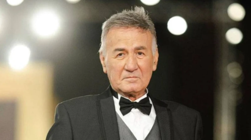 في ذكرى ميلاده.. حكاية عزت أبو عوف مع فيلا الزمالك المسكونة لم يكن الفنان عزت أبو عوف، مجرد ممثل أو عازف موسيقي موهوب، بل كان أيضا يعيش حياة مليئة