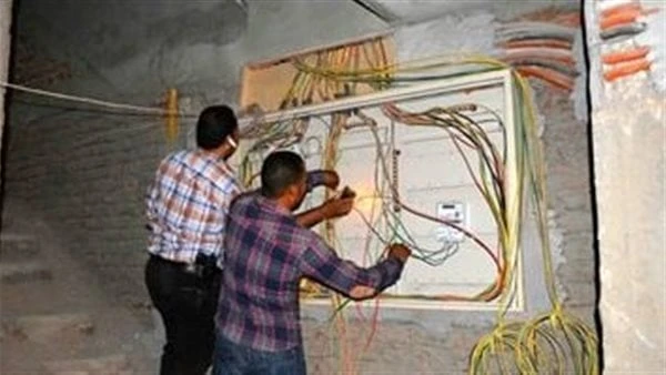 لسارقى الكهرباء وأصحاب الممارسة.. الحساب بأعلى شريحة وفائدة 7 لو اتأخرتماعتمد جهاز تنظيم مرفق الكهرباء وحماية المستهلك، تعريفة محاسبة موحدة لسارقى