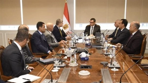 وزير الإسكان يوجه بتذليل العقبات وإنهاء تنفيذ أبراج الداون تاون وبحيرات العلمينعقد المهندس شريف الشربيني، وزير الإسكان والمرافق والمجتمعات العمرانية،