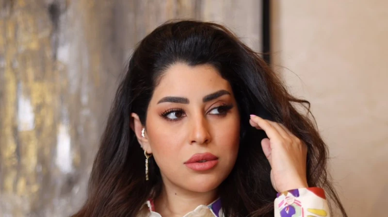 أيتن عامر تؤجل طرح أغنية إفراج حدادا على منتجي سينرجي قررت الفنانة أيتن عامر، تأجيل طرح أغنيتها الجديدة إفراج، حدادا على وفاة حسام شوقي، المشرف العام