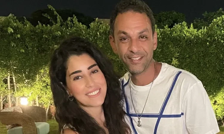 فن: طليق آيتن عامر: محروم من رؤية أولادي اقرأ في أفاق عربية طليق آيتن عامر محروم من رؤية أولادي، فتح المصور محمد عز العرب، النار على طليقته الفنانة