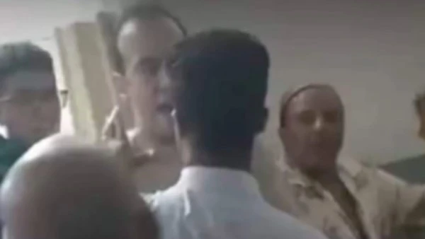 النيابة تطلب التحريات حول مشاجرة محمد فؤاد بمستشفى عين شمس طلبت جهات التحقيق المختصة التحريات حول واقعة مشاجرة الفنان محمد فؤاد مع طبيب بمستشفى عين