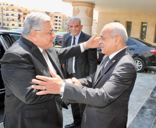 النيابة الإدارية تستقبل رئيس مجلس الدولة تعزيزا لأواصر التعاون بين الجهتين أنور محموداستقبل المستشار عبد الراضي صديق - رئيس هيئة النيابة الإدارية،